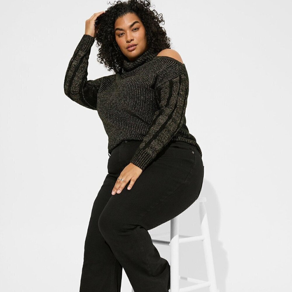 Torrid - Lurex Cable Pullover Cold Shoulder Turtle Neck Sweater in Deep Black‌‍‍